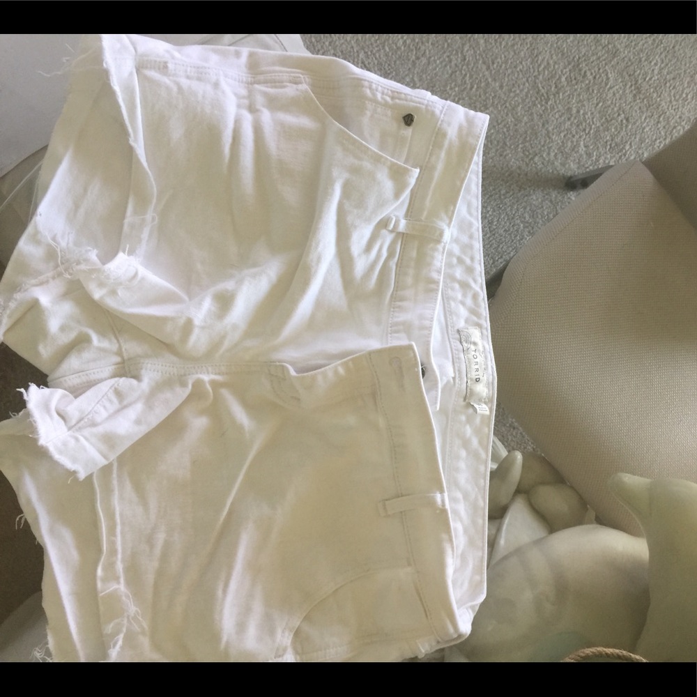 Torrid, white denim shorts